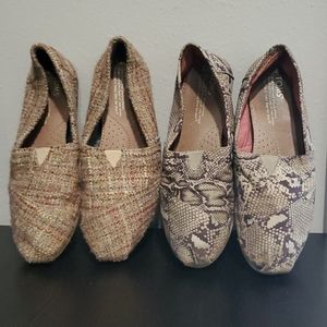 2 pairs bundle of Tom's classic slip on 7.5